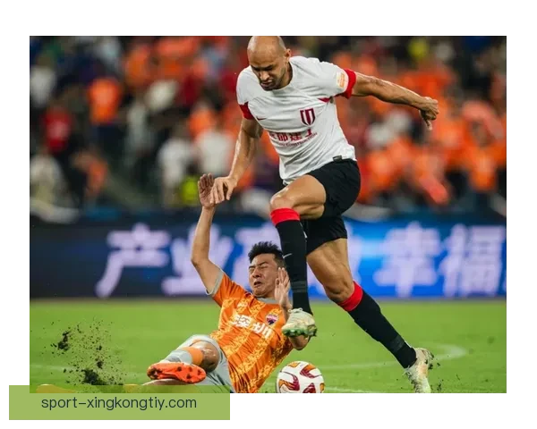 中超揭幕战惊心动魄韦林顿首球亮眼